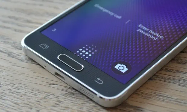 Samsung G850F Galaxy Alpha Beyaz Cep Telefonu