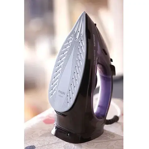 Philips GC2048/80 EasySpeed Seramik Tabanlı Ütü 2300 W