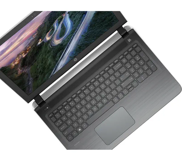 HP 15-ab213nt V4N55EA Intel Core i7 6500U 2.5GHz/3.1GHz 8GB 1TB 4GB 940M 15.6″ FreeDOS Notebook