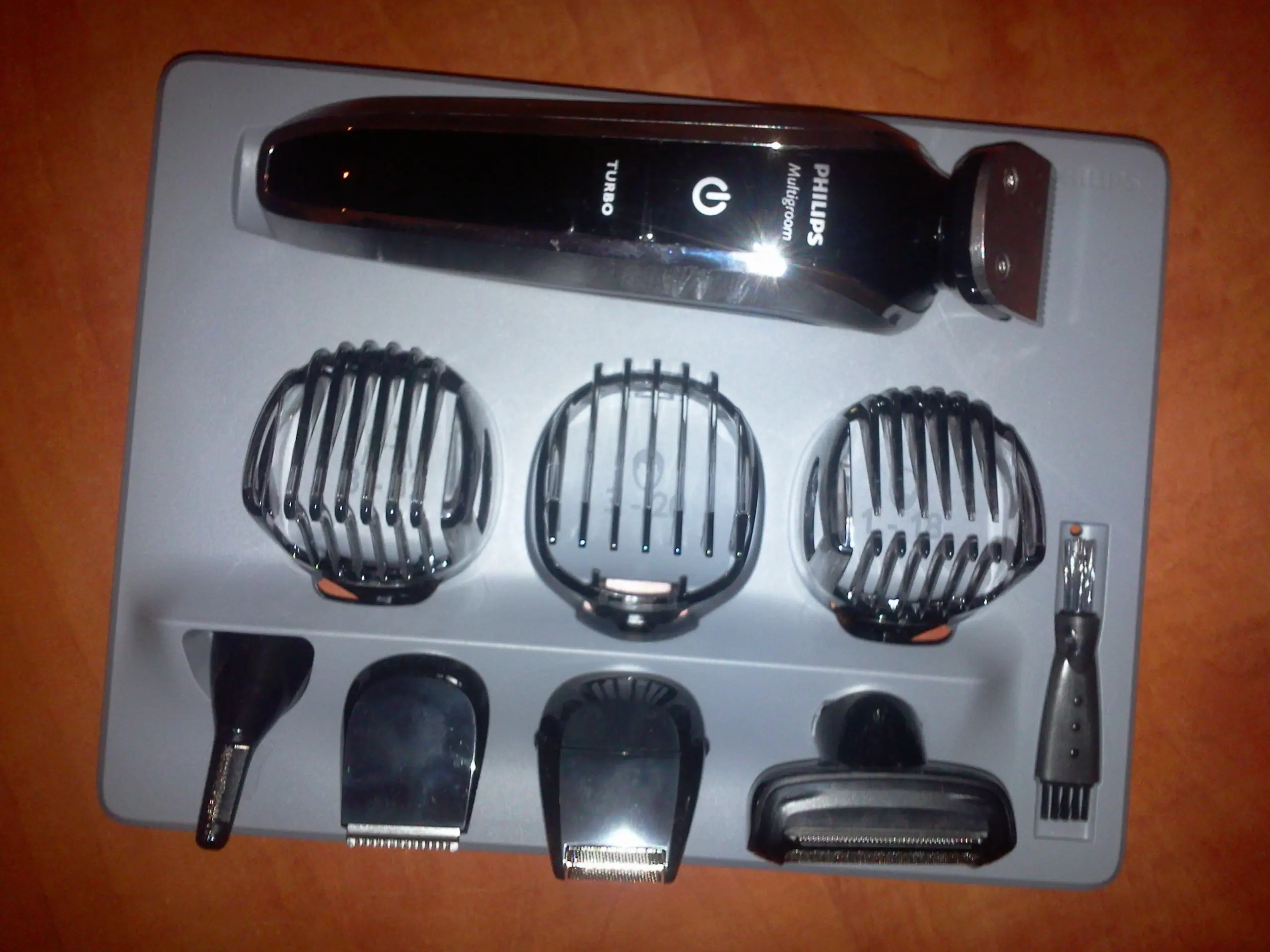 Philips QG3380/16 Erkek Bakım Kiti