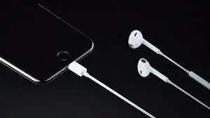 Apple iPhone 7 MN962TU/A 128GB Jet Black Cep Telefonu - Apple Türkiye Garantili