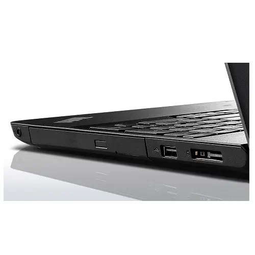 Lenovo E560 20EWS0LP00 Intel Core i7-6500U 2.50GHz 16GB 256GB SSD 2GB R7 M370 15.6″ Full HD Win10 Pro Notebook