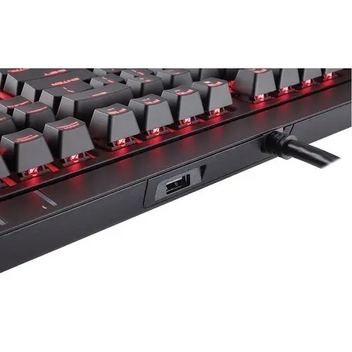 Corsair Strafe LED Işıklı Mekanik Cherry MX Red ENG Q Gaming (Oyuncu) Klavye - CH-9000088-EU