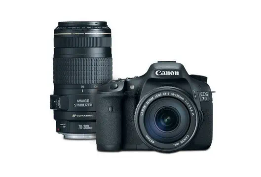 Canon EOS 750D 18-135mm Lens Dijital SLR Fotoğraf Makinesi