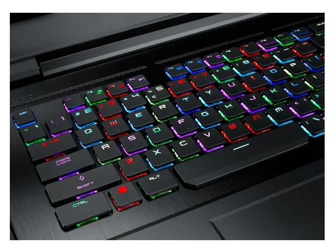MSI GT75VR 7RE(Titan)-077TR Intel Core i7-7700HQ 2.80GHz 32GB DDR4 512GB (2x256GB) SSD+1TB 7200RPM 8GB GTX 1070 17.3″ Full HD Windows 10 Gaming Notebook