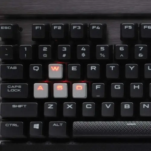 Corsair Gaming K70 RapidFire LED Cherry MX Speed Mekanik Gaming (Oyuncu) Klavye - CH-9101024-EU