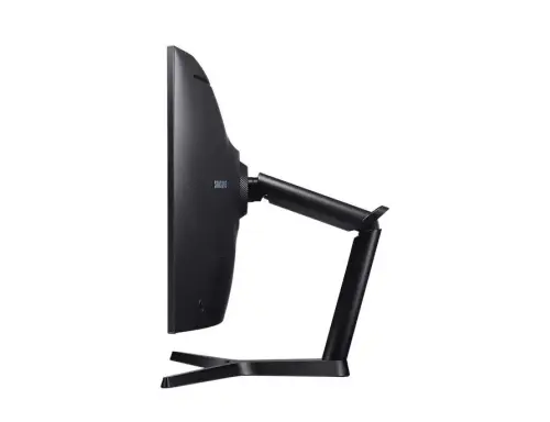 Samsung LC27HG70QQMXUF 27″ 1ms QLed Curved Gaming Monitör