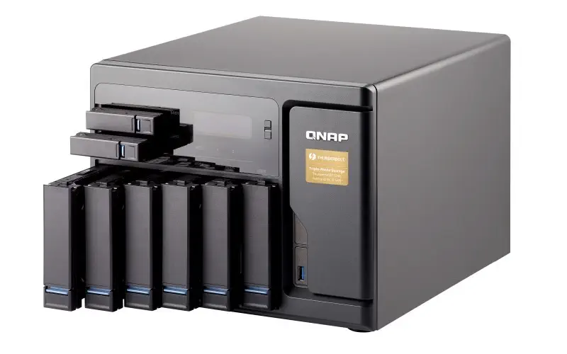 Qnap TVS-882T 8 Disk Yuvalı 16GB Ram Tower Nas Depolama Ünitesi