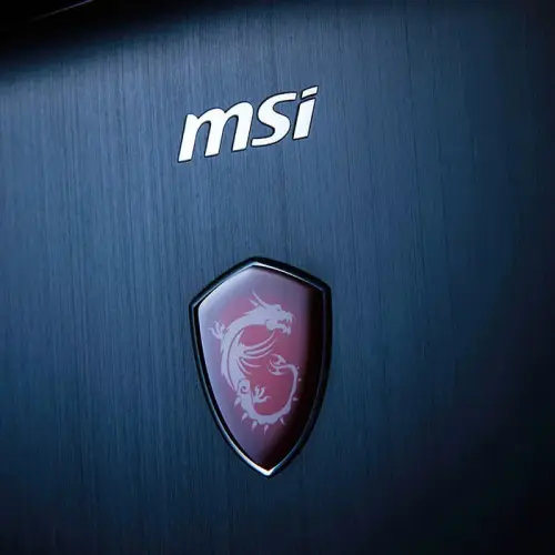 MSI GT75 Titan 8SG-208XTR Intel Core i7-8750H 2.20GHz 16GB DDR4 1TB+512GB SSD 8GB GDDR6 RTX2080 Full HD 17.3” FreeDOS Gaming Notebook