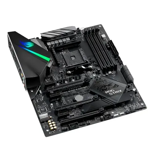 Asus Rog Strix B450-E Gaming AMD B450 Soket AM4 DDR4 4400(OC)MHz ATX Gaming (Oyuncu) Anakart