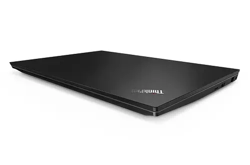 Lenovo ThinkPad E590 20NB007BTX i5-8265U 8GB 256GB SSD 15.6″ Windows10 Notebook