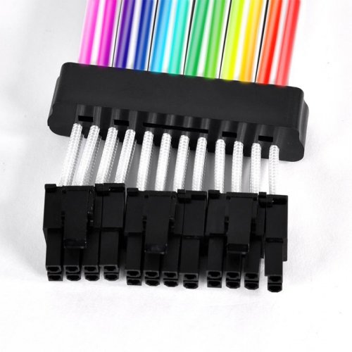 Lian Li Strimer Plus 3x8-Pin V2 ARGB Uzatma Kablosu