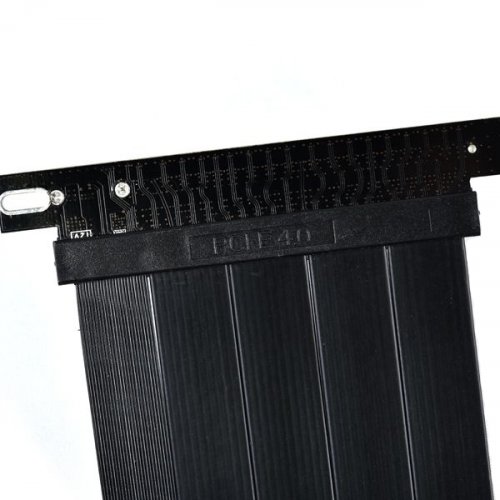 Lian Li PW-PCI-420 200mm PCI-e 4.0 x16 Siyah Riser Kablo