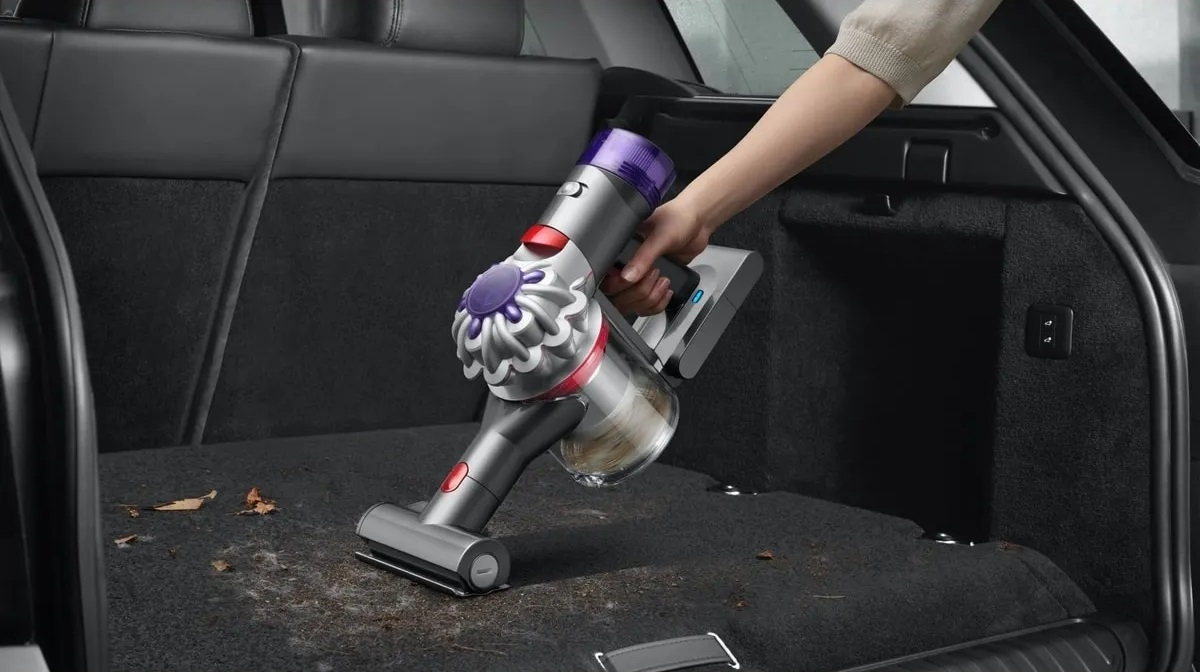Dyson V8 Extra Şarjlı Kablosuz Süpürge