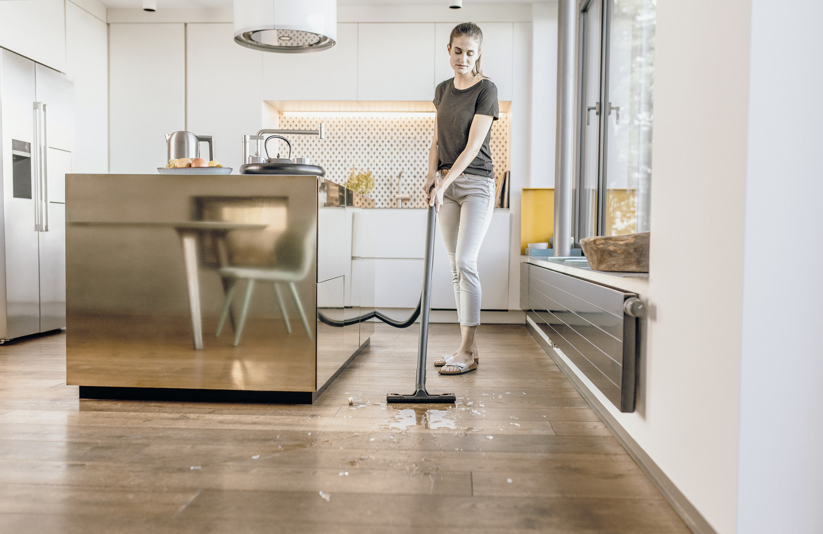 Karcher WD 2 Plus S V-15/4/18 1000 W Islak Kuru Süpürge (16280500)