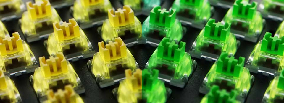 Razer BlackWidow V4 RZ03-04691200-R3L1 Kablolu Mekanik Gaming Klavye