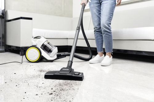 Karcher VC3 700W Toz Torbasız Elektrikli Süpürge