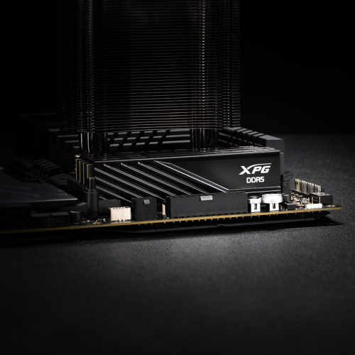 XPG Lancer Blade 16GB (1x16) DDR5 6000MHz CL36 Gaming (Oyuncu) Ram (AX5U6000C3616G-SLABBK)