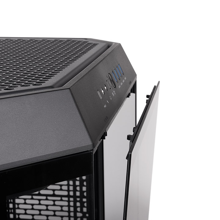Thermaltake The Tower 600 Siyah Temperli Cam USB 3.0 ATX Mid Tower Oyuncu (Gaming) Kasası