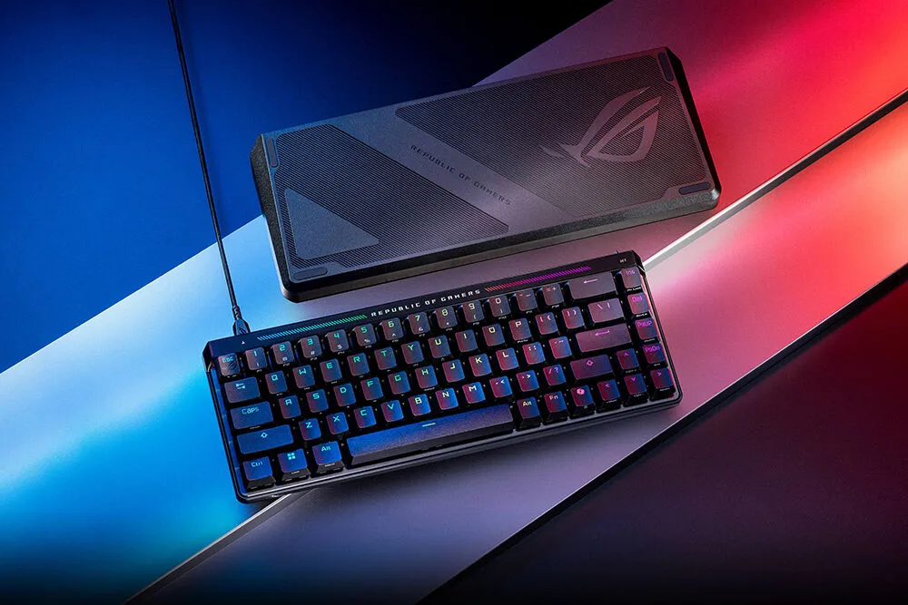 ASUS ROG Falchion Ace HFX ROG HFX PBT Manyetik Switch RGB İngilizce Mekanik Gaming Klavye