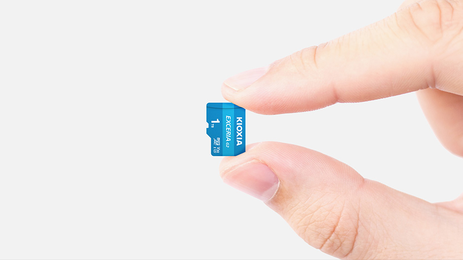 Kioxia Exceria G2 LMEX2L001TG2 1TB 100MB/s Micro SDXC U3 Hafıza Kartı 