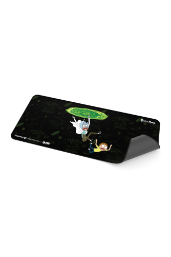 Hawk Rick And Morty Portal 90x40 Mouse Pad