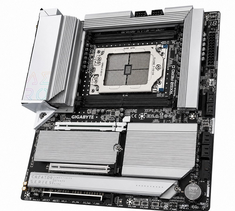 Gigabyte TRX50 Aero D AMD STRX5 E-ATX Gaming (Oyuncu) Anakart