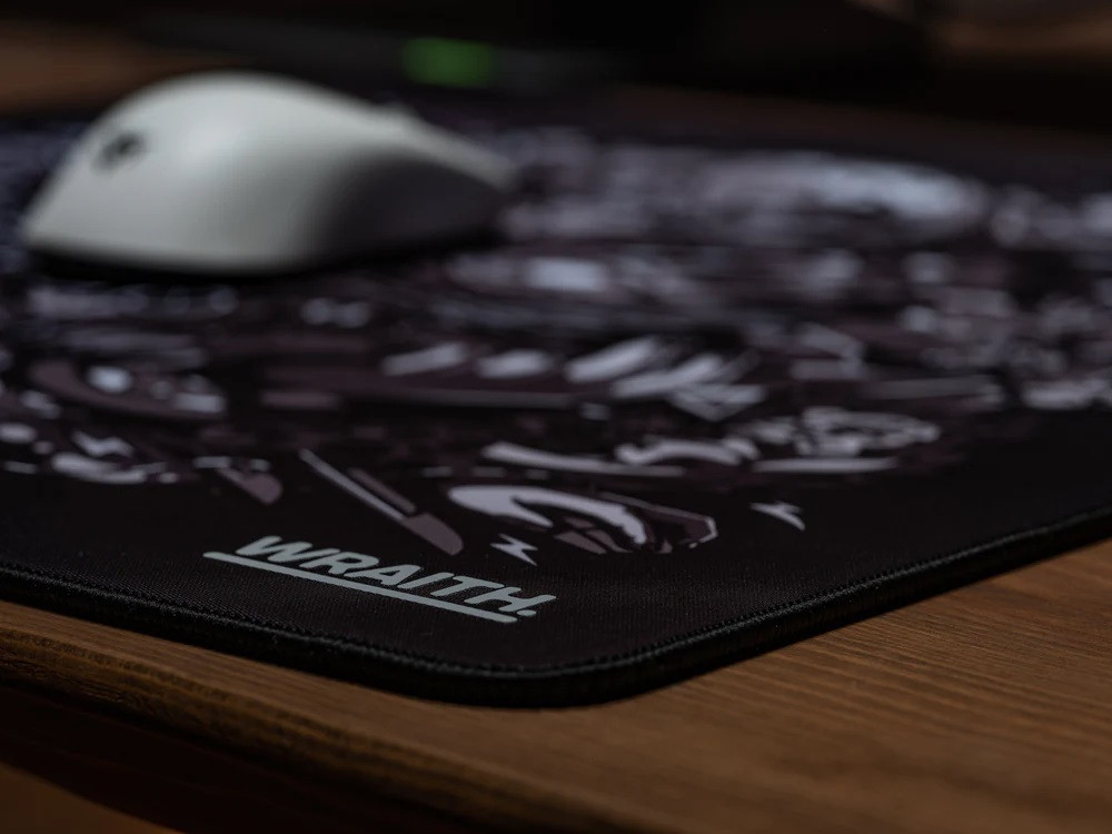 Wraith Spirit of Aim PRO Fire Red Speed Mousepad 50x50